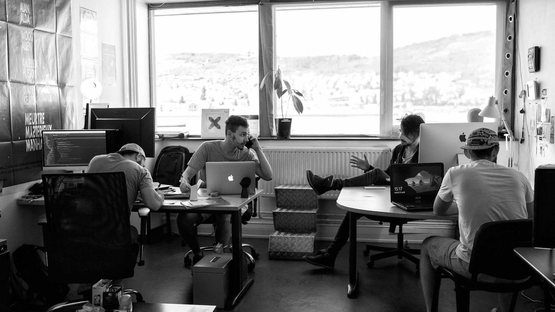 bureau clermont-ferrand clermont video hmwk production audiovisuelle application mobile